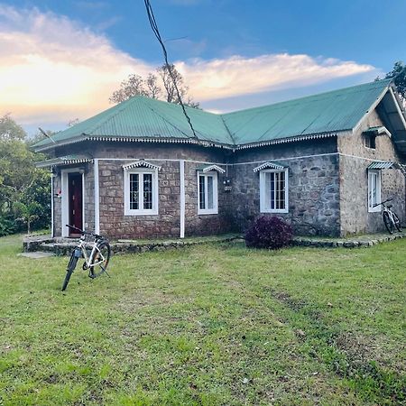 Thottom Stays Private Bungalow Munnar Exterior photo