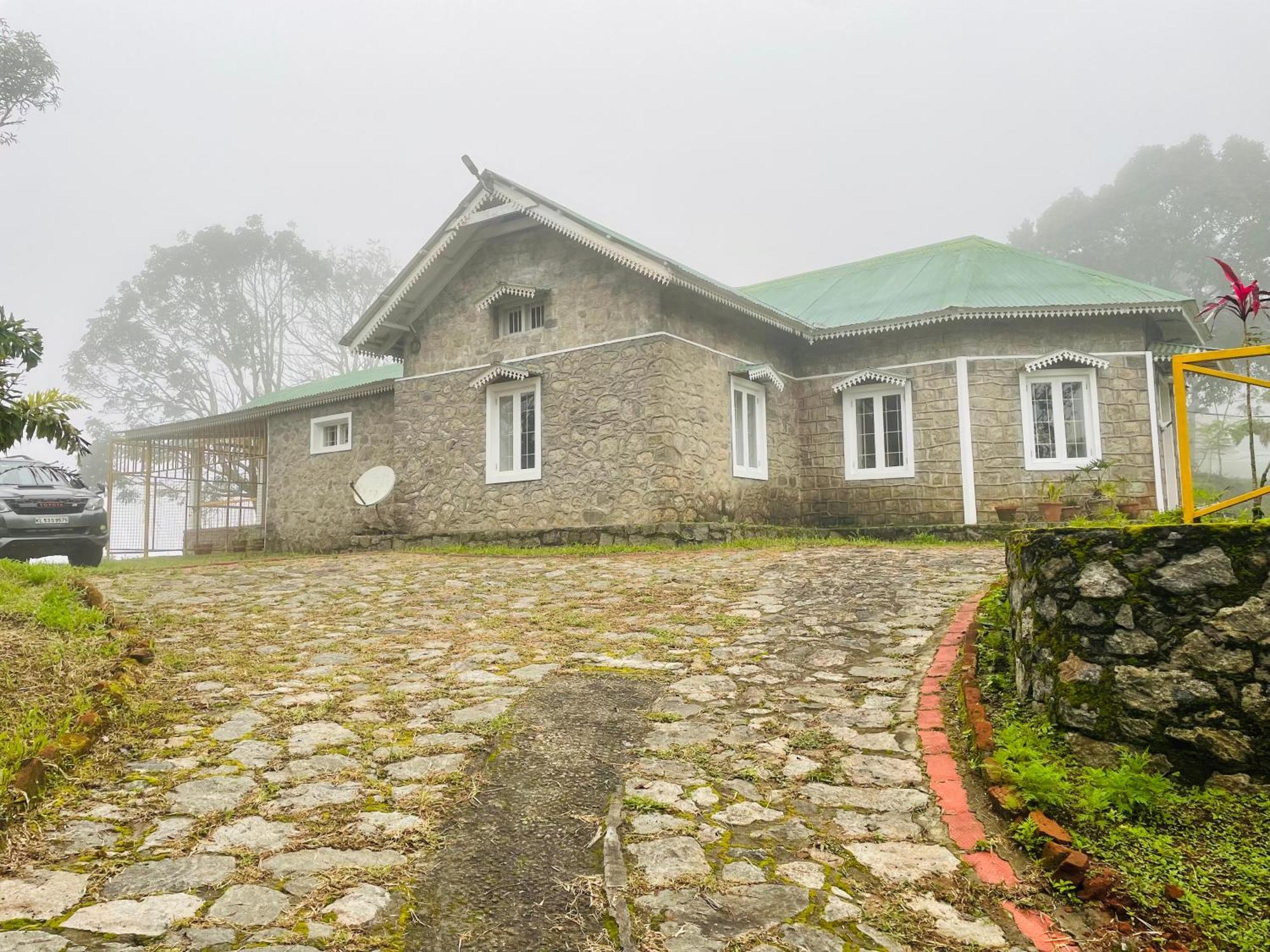 Thottom Stays Private Bungalow Munnar Exterior photo